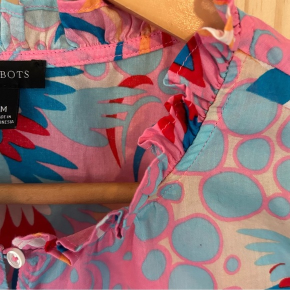 Talbots Ruffle Trim Shell Dazzling Floral. Size Medium. - Picture 7 of 10